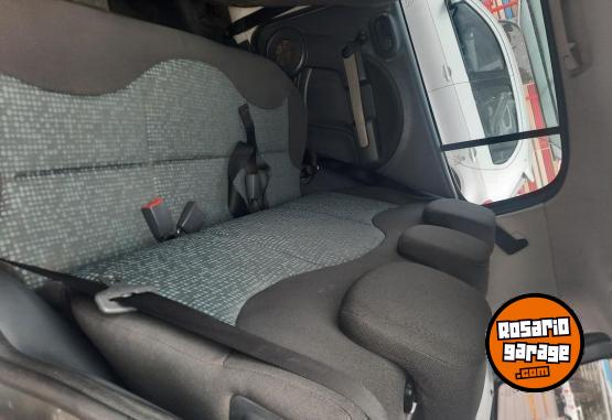 Autos - Fiat Uno 2012 Nafta 120000Km - En Venta