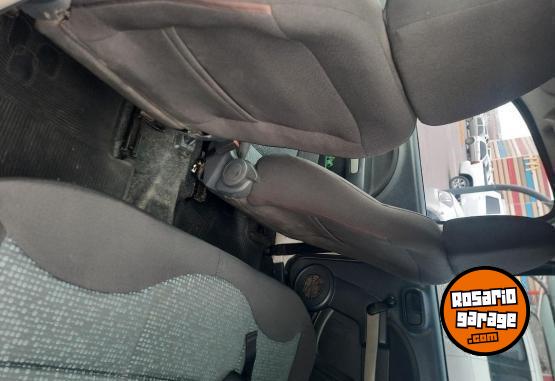 Autos - Fiat Uno 2012 Nafta 120000Km - En Venta