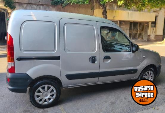 Utilitarios - Renault kangoo 2014 GNC 198000Km - En Venta