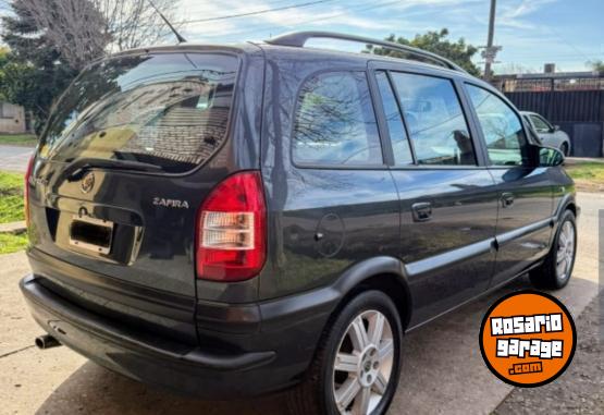 Autos - Chevrolet ZAFIRA GLS 2 2009 Nafta 150000Km - En Venta