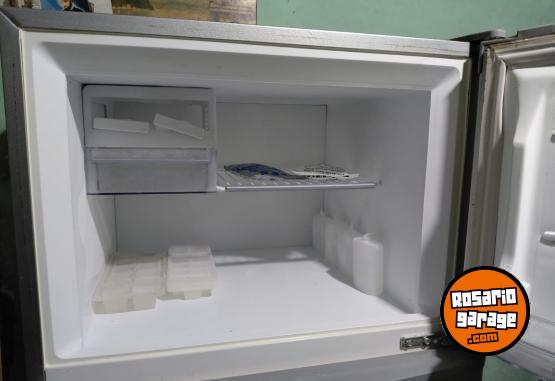 Hogar - Vendo heladera gafa hgf 367 awf plateada - En Venta