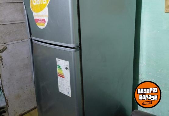 Hogar - Vendo heladera gafa hgf 367 awf plateada - En Venta