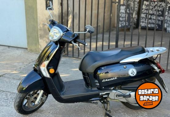 Motos - Kymco LIKE 125 CC 2022 Nafta 12382Km - En Venta