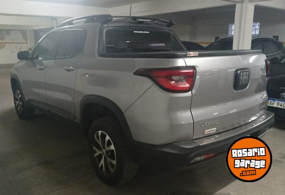 Camionetas - Fiat TORO 2023 Nafta 35000Km - En Venta