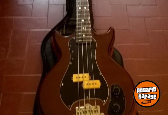 Instrumentos Musicales - Vendo Bajo Westbury Track 2 1979 Mics Dimarzio originales - En Venta