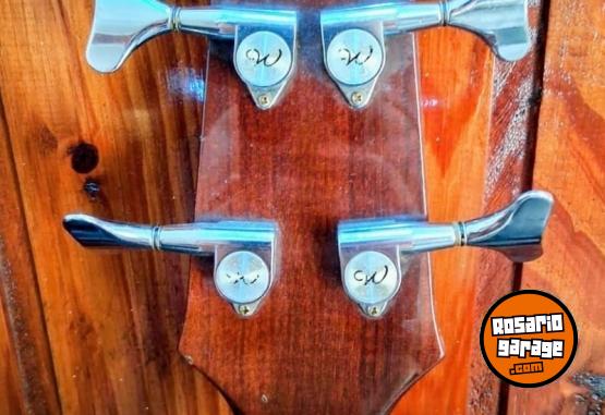 Instrumentos Musicales - Vendo Bajo Westbury Track 2 1979 Mics Dimarzio originales - En Venta
