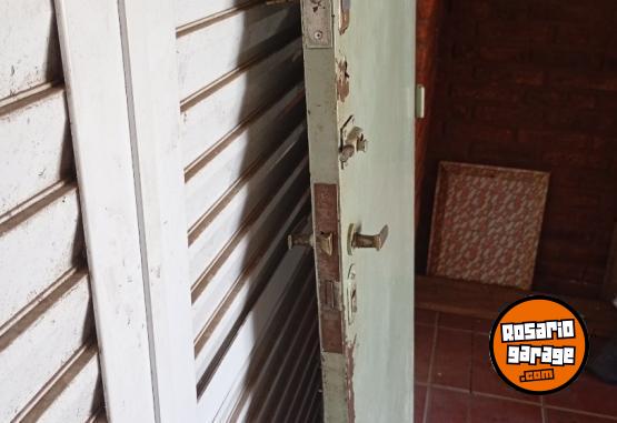 Hogar - CAMA Y MESA DE LUZ BUEN ESTADO - En Venta