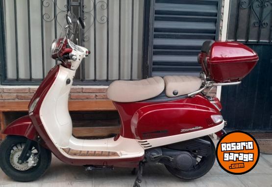 Motos - Zanella Styler 150 Exclusive 2018 Nafta 14500Km - En Venta