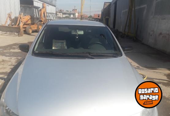 Autos - Volkswagen Gol trend 2011 Nafta 126000Km - En Venta