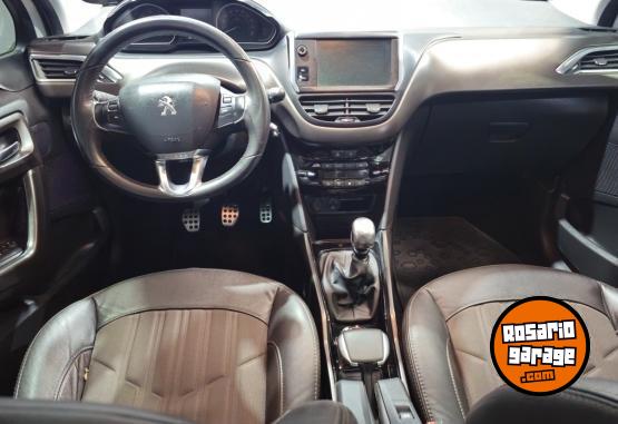 Camionetas - Peugeot 2008 sport 2017 Nafta 70000Km - En Venta
