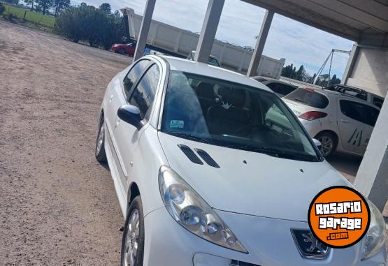Autos - Peugeot 207 2012 Nafta 72000Km - En Venta