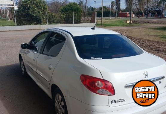 Autos - Peugeot 207 2012 Nafta 72000Km - En Venta