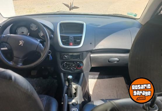 Autos - Peugeot 207 2012 Nafta 72000Km - En Venta