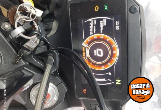 Motos - CF Mt 650 2022 Nafta 16000Km - En Venta