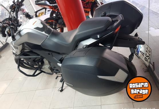 Motos - CF Mt 650 2022 Nafta 16000Km - En Venta