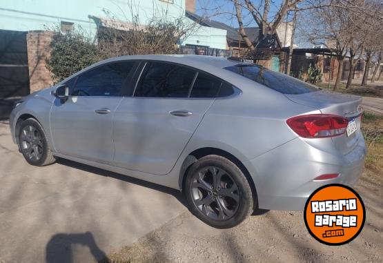 Autos - Chevrolet Cruze LTZ 4 ptas 2023 Nafta 48000Km - En Venta