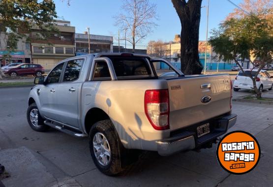 Camionetas - Ford RANGER 3.2 XLT 2015 Diesel 228000Km - En Venta