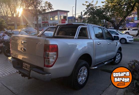 Camionetas - Ford RANGER 3.2 XLT 2015 Diesel 228000Km - En Venta