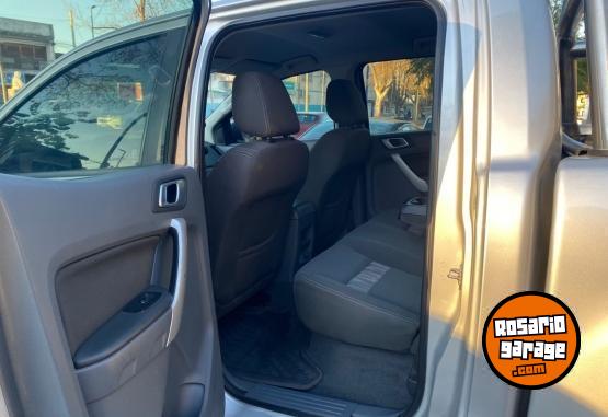 Camionetas - Ford RANGER 3.2 XLT 2015 Diesel 228000Km - En Venta