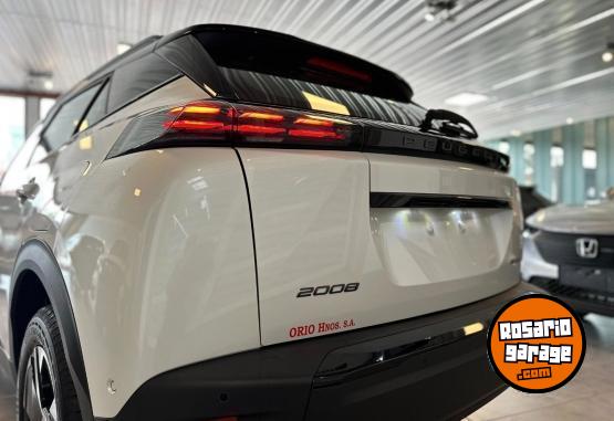 Autos - Peugeot 2008 GT 200T AM2025 2025 Nafta 0Km - En Venta