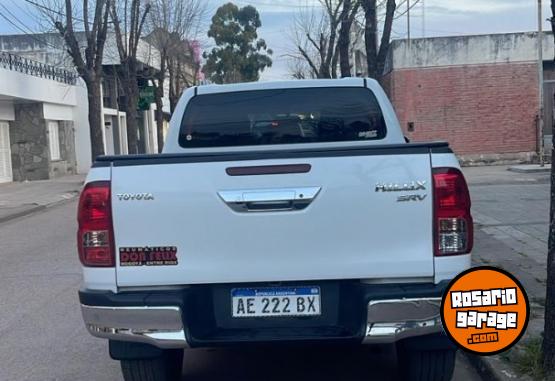 Camionetas - Toyota Hilux SRV 4x2 2020 Diesel 82000Km - En Venta