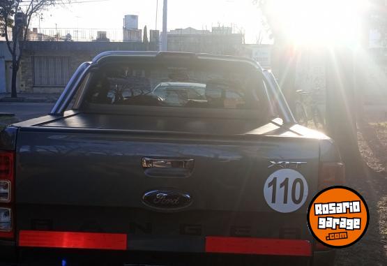 Camionetas - Ford Xlt 3.2 4*2 2017 Diesel 100000Km - En Venta