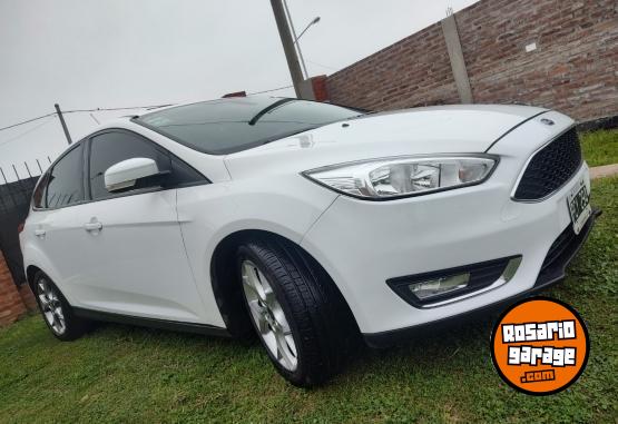 Autos - Ford Focus se plus 2015 Nafta 134000Km - En Venta