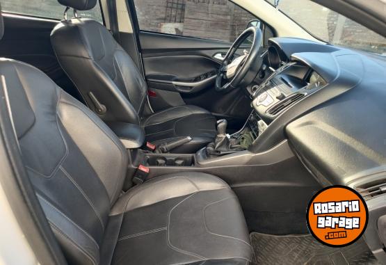 Autos - Ford Focus se plus 2015 Nafta 134000Km - En Venta