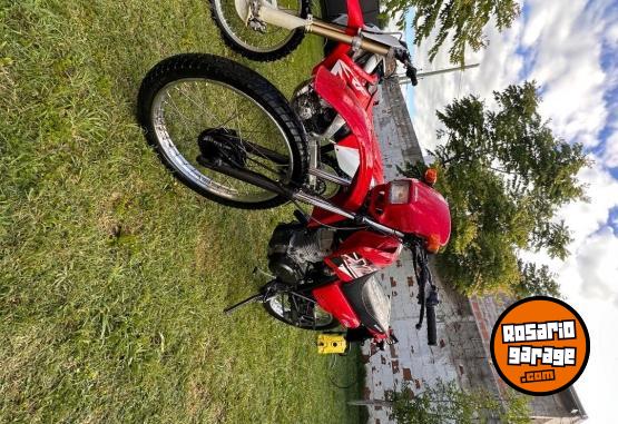 Motos - Honda XLR 2000 Nafta 550Km - En Venta