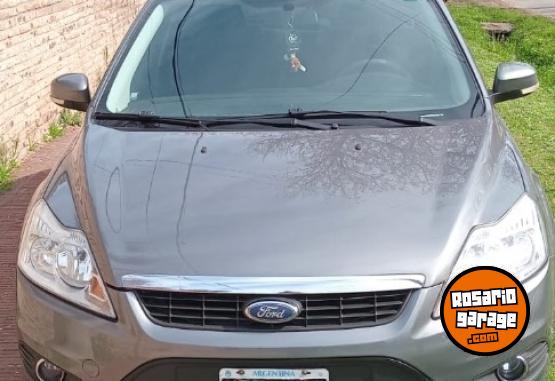 Autos - Ford Focus trend 2011 Nafta 170000Km - En Venta