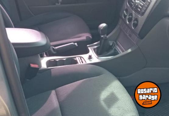 Autos - Ford Focus trend 2011 Nafta 170000Km - En Venta