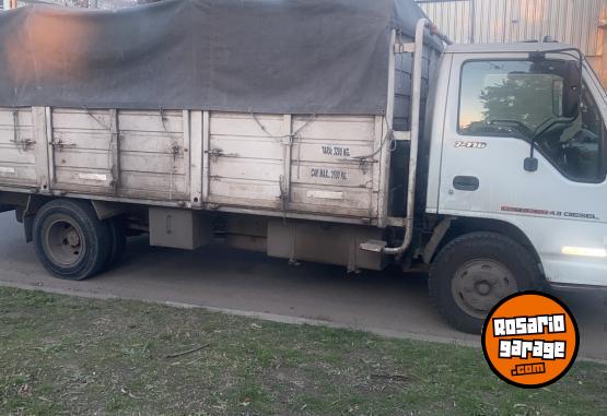 Camiones y Grúas - Isuzu Npr 4,3 diésel - En Venta