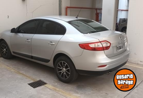 Autos - Renault Confort 2012 Nafta 260000Km - En Venta