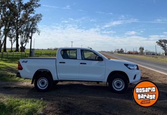 Camionetas - Toyota Hilux 2025 Diesel 0Km - En Venta