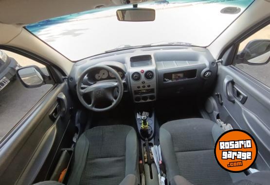 Utilitarios - Peugeot Partner 2013 GNC 165000Km - En Venta