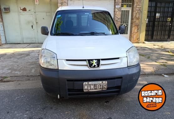 Utilitarios - Peugeot Partner 2013 GNC 165000Km - En Venta