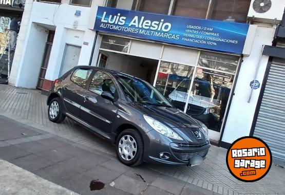 Autos - Peugeot 207 2013 Nafta 180000Km - En Venta