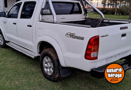 Camionetas - Toyota Hilux 2006 Diesel 315000Km - En Venta