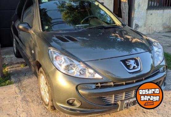 Autos - Peugeot 207 Compact 2011 Nafta 132500Km - En Venta