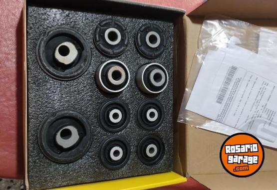 Accesorios para Autos - Kit Bujes Porsche Cayenne/ Q7/ Touareg. Suspensio Delantera - En Venta