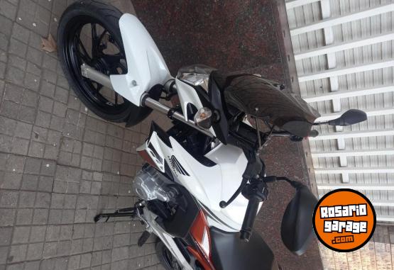 Motos - Honda Cbx 2018 Nafta 6000Km - En Venta