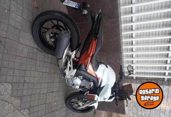 Motos - Honda Cbx 2018 Nafta 6000Km - En Venta