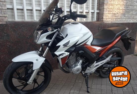Motos - Honda Cbx 2018 Nafta 6000Km - En Venta