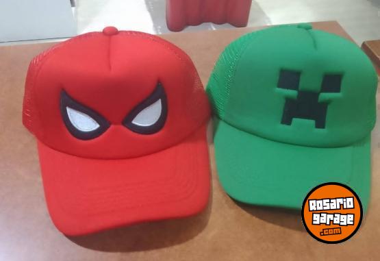 Indumentaria - Gorras trucker anime series y bandas de rock - En Venta