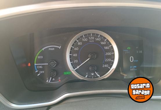 Autos - Toyota Corolla Hybrid 1.8 XEI 2021 Electrico / Hibrido 70000Km - En Venta