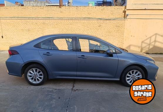 Autos - Toyota Corolla Hybrid 1.8 XEI 2021 Electrico / Hibrido 70000Km - En Venta