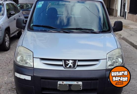 Utilitarios - Peugeot Partner 2011 Diesel 193000Km - En Venta