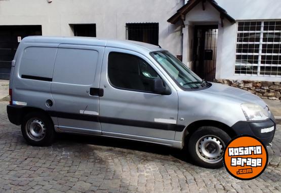 Utilitarios - Peugeot Partner 2011 Diesel 193000Km - En Venta