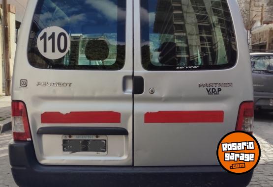 Utilitarios - Peugeot Partner 2011 Diesel 193000Km - En Venta
