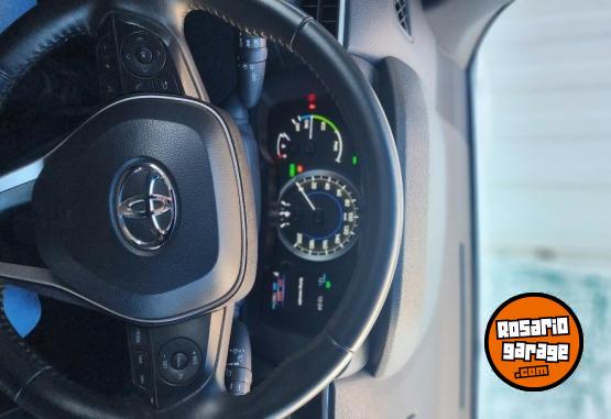 Autos - Toyota Corolla Cross XEI 2022 Electrico / Hibrido 80000Km - En Venta